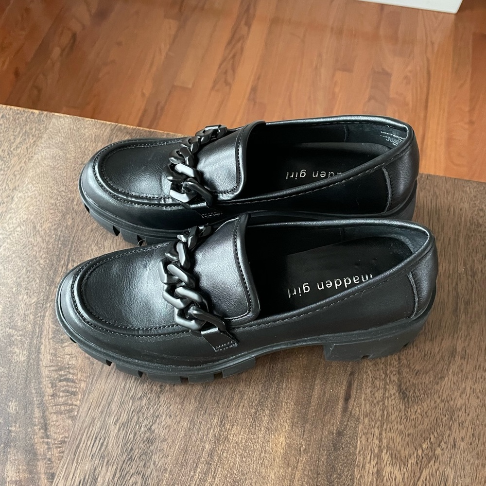 Madden Girl Hoxton Chain Lug Sole Platform Loafers Bl… Gem